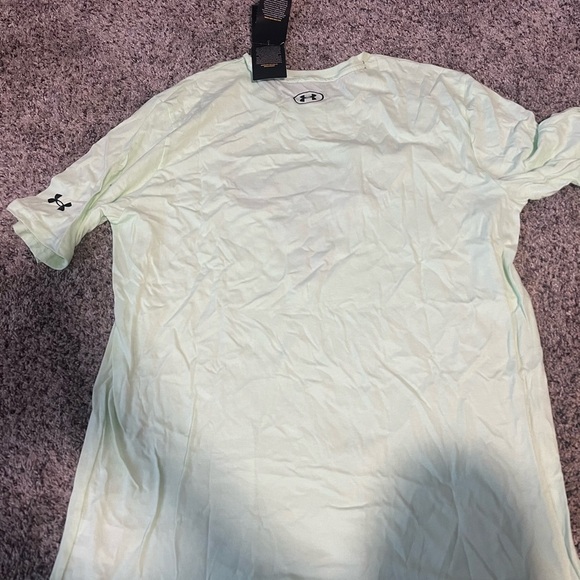 Under Armour Black and Green Short Sleeve Tee with Bold Graphic - Picture 2 of 5